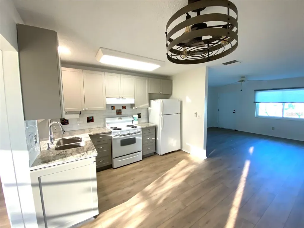 10032 36th Street N Pinellas Park FL 33782