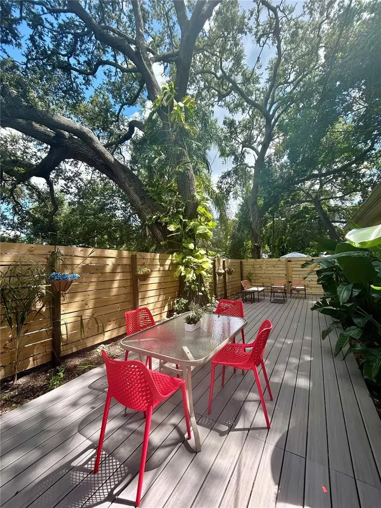 5618 20th Avenue S Gulfport FL 33707