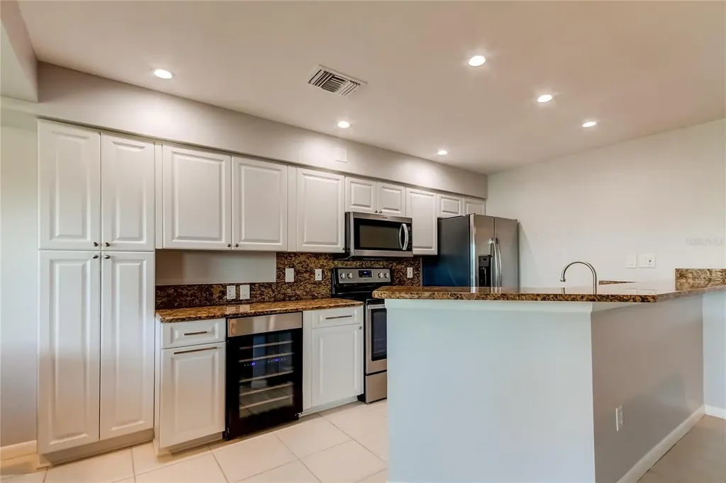 1125 Pinellas Bayway S St Petersburg FL 33715