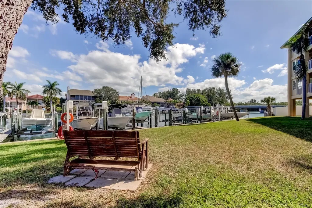1125 Pinellas Bayway S St Petersburg FL 33715