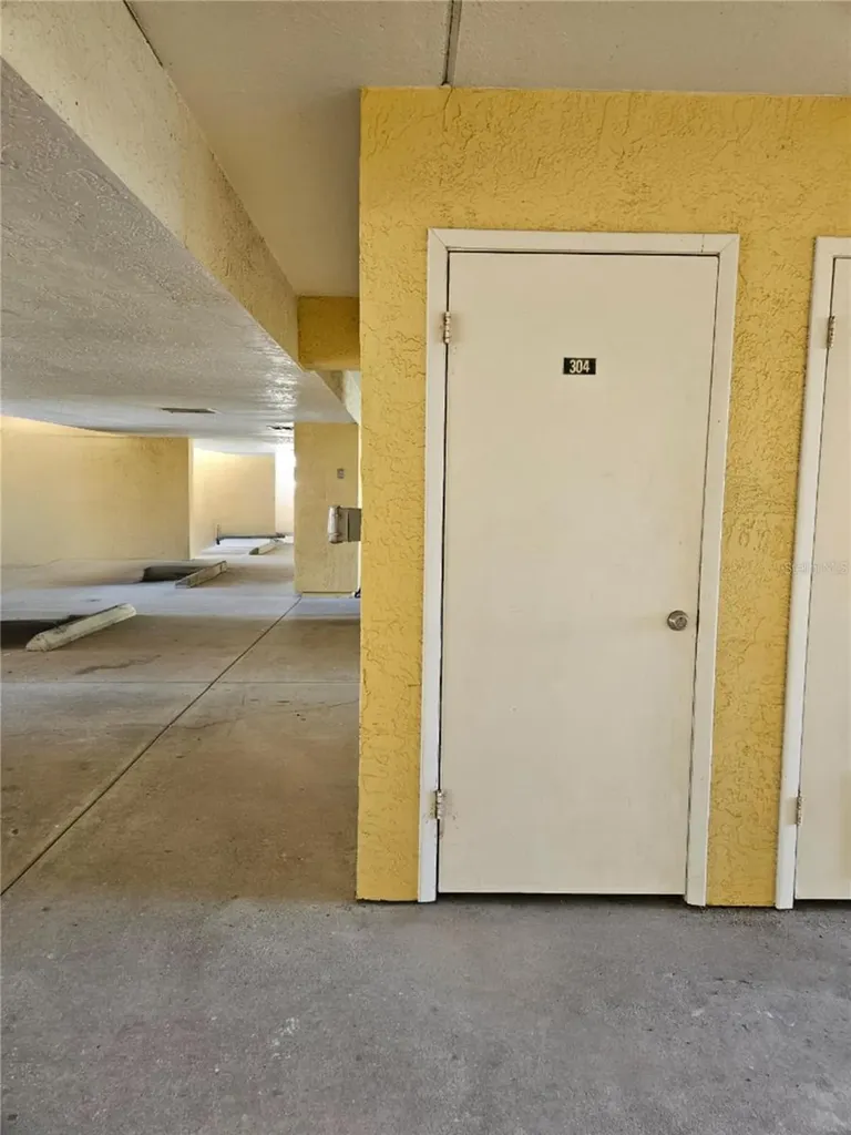 1125 Pinellas Bayway S St Petersburg FL 33715