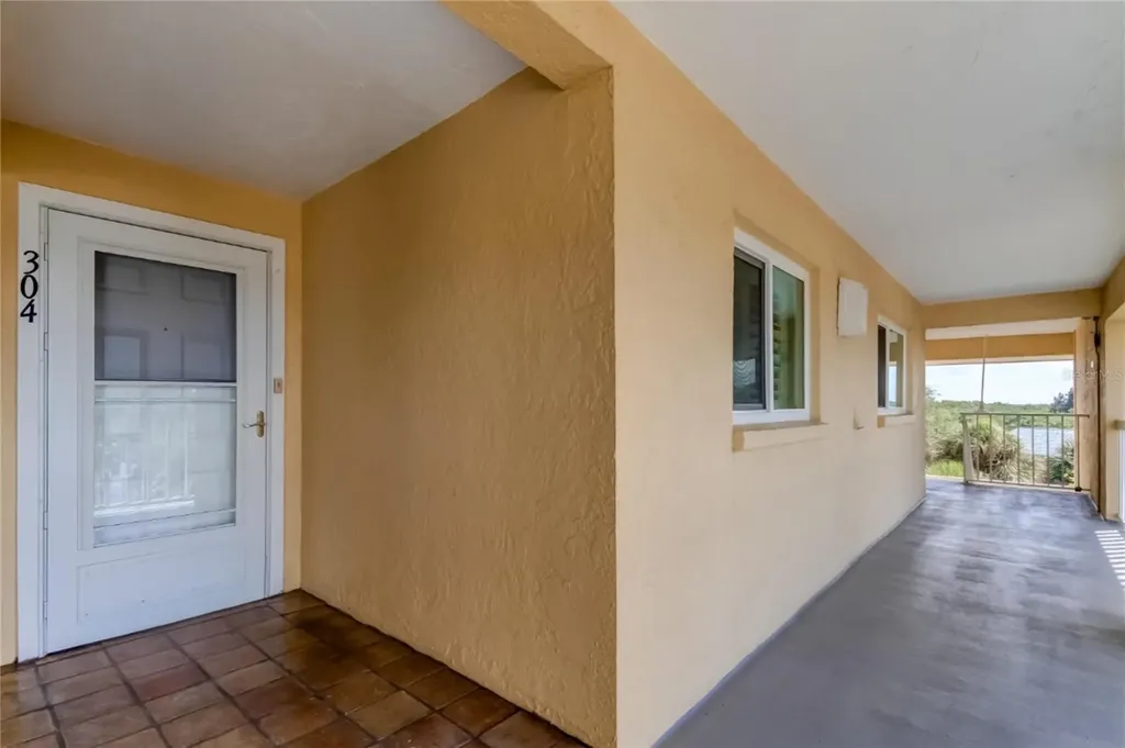 1125 Pinellas Bayway S St Petersburg FL 33715