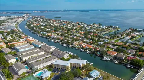 1125 Pinellas Bayway S St Petersburg FL 33715