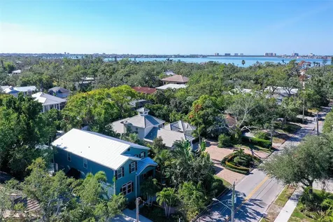 1732 Hillview Street Sarasota FL 34239