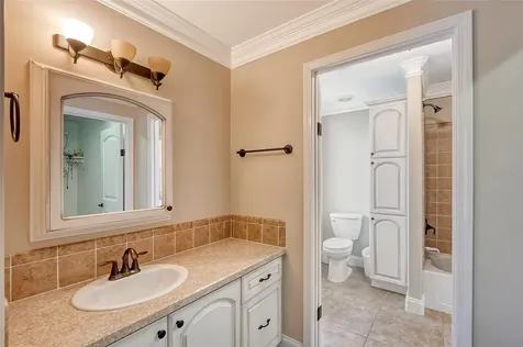 1732 Hillview Street Sarasota FL 34239