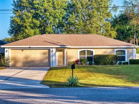 24 Monroe Avenue Debary FL 32713