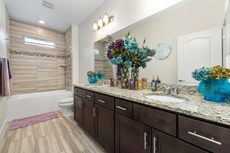 5615 SW 215th Terrace Newberry FL 32669