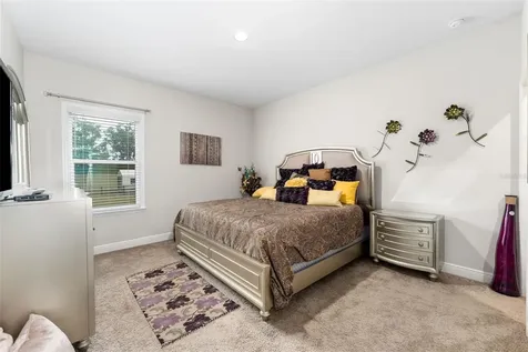 5615 SW 215th Terrace Newberry FL 32669