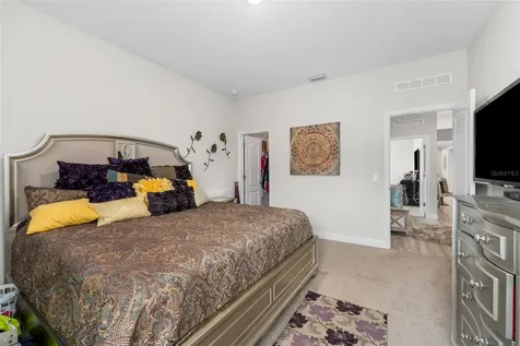 5615 SW 215th Terrace Newberry FL 32669