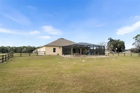 5615 SW 215th Terrace Newberry FL 32669