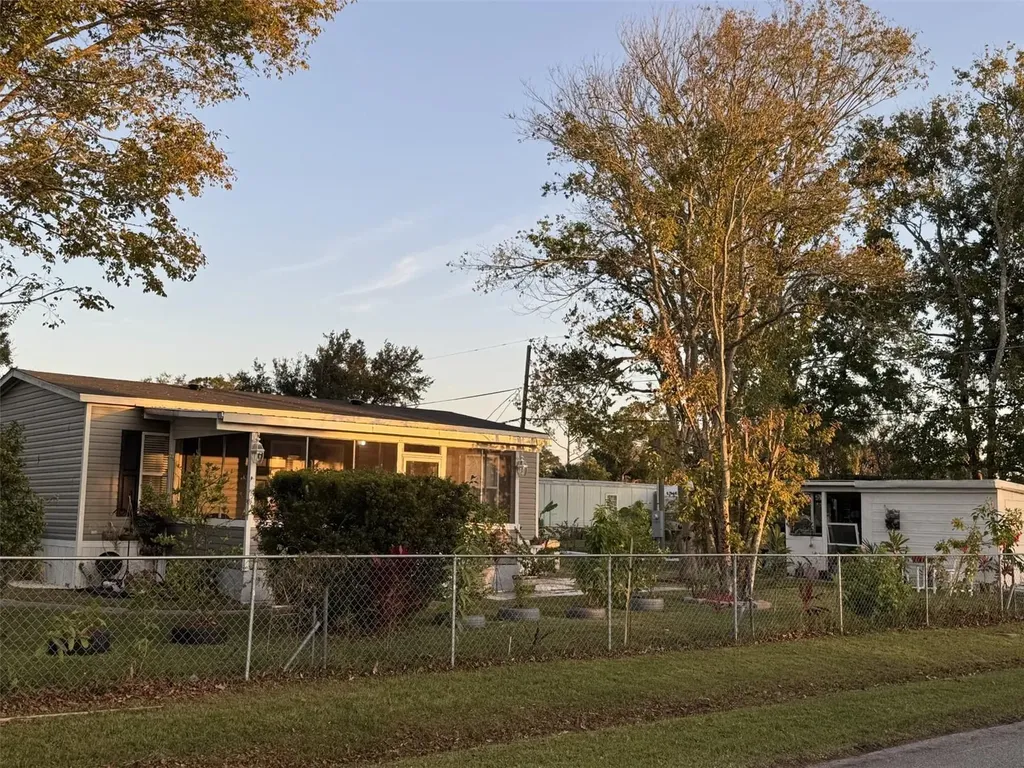 1111 Avenue G Ormond Beach FL 32174