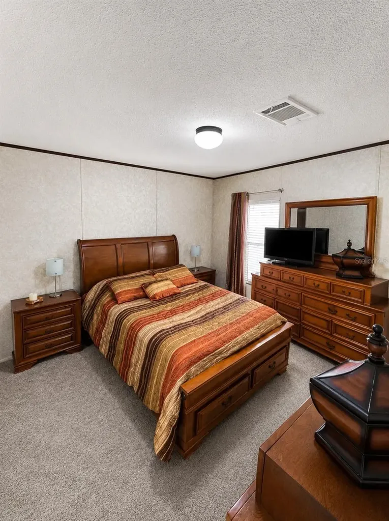 1111 Avenue G Ormond Beach FL 32174