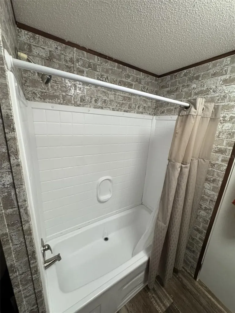 1111 Avenue G Ormond Beach FL 32174