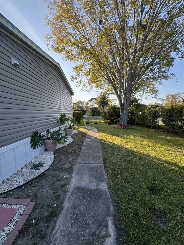 1111 Avenue G Ormond Beach FL 32174
