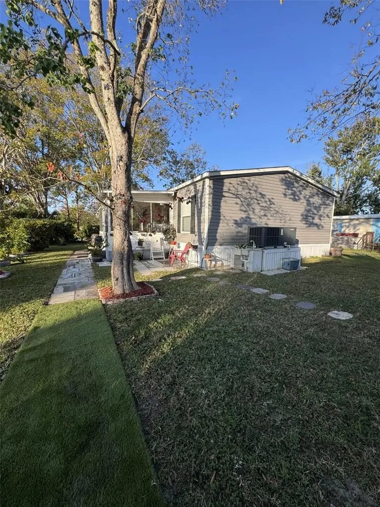 1111 Avenue G Ormond Beach FL 32174