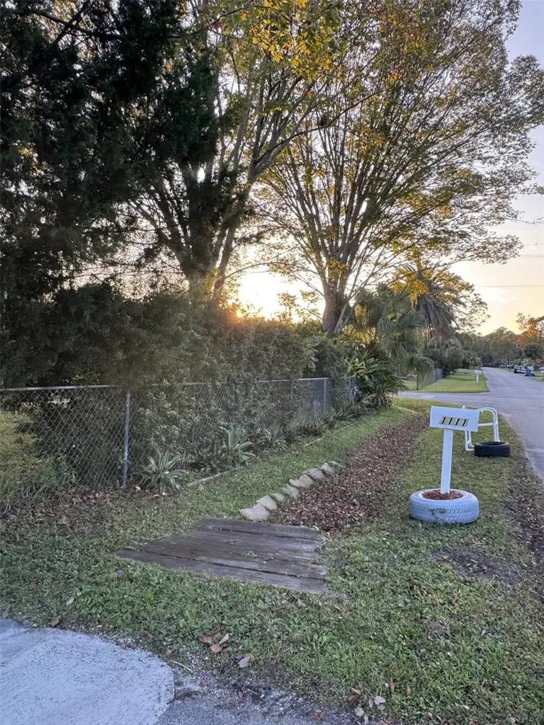 1111 Avenue G Ormond Beach FL 32174