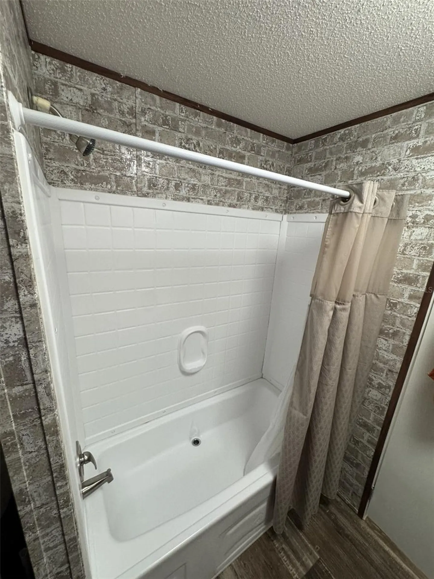 1111 Avenue G Ormond Beach FL 32174