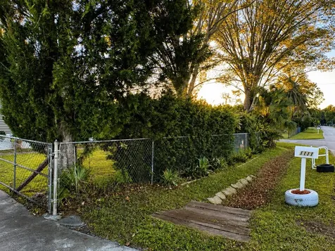 1111 Avenue G Ormond Beach FL 32174