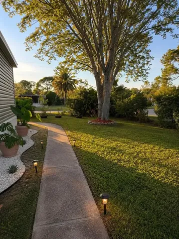 1111 Avenue G Ormond Beach FL 32174