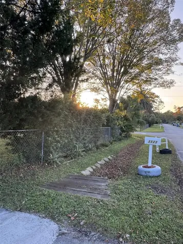 1111 Avenue G Ormond Beach FL 32174