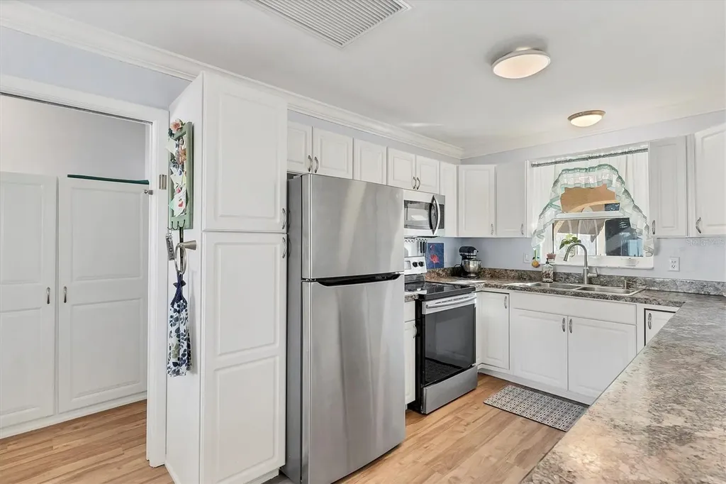 2745 Arrowhead Road Venice FL 34293