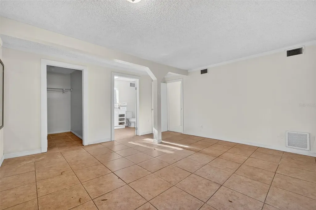 6345 Lost Trail Holiday FL 34690