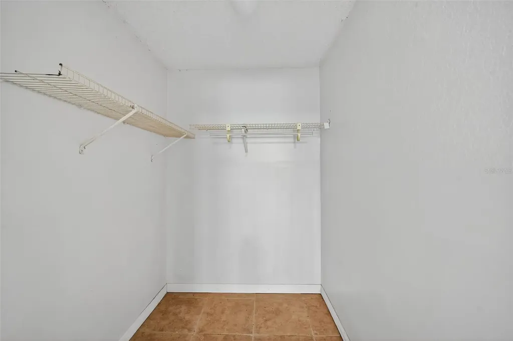 6345 Lost Trail Holiday FL 34690