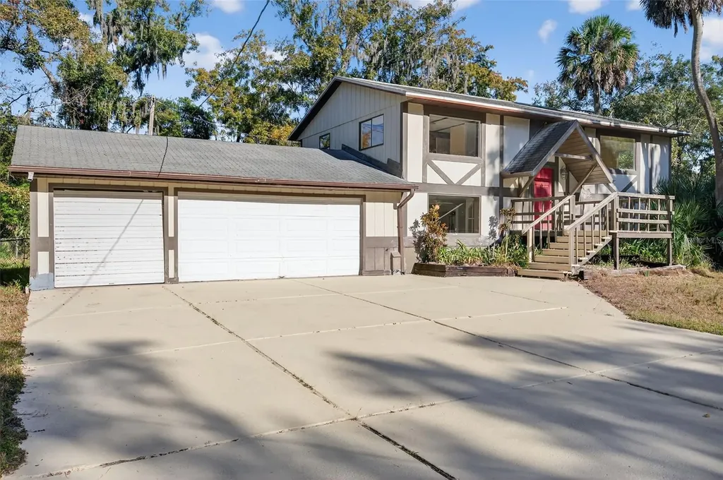 6345 Lost Trail Holiday FL 34690
