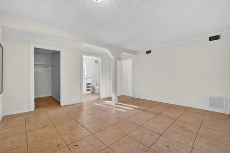 6345 Lost Trail Holiday FL 34690