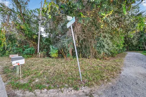 6345 Lost Trail Holiday FL 34690