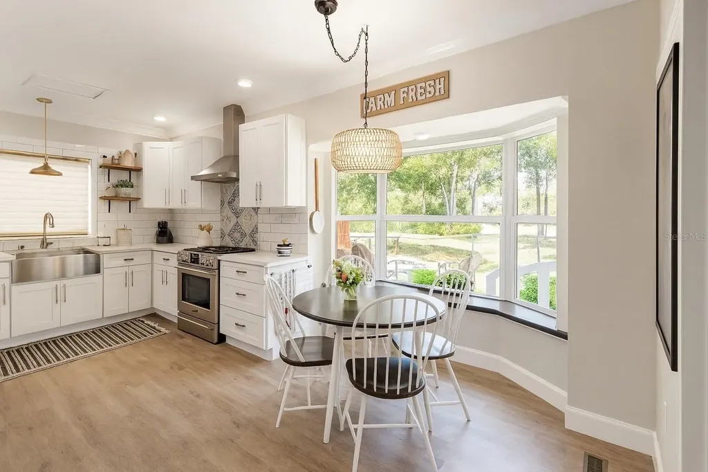 21135 Peckham Avenue Mount Dora FL 32757