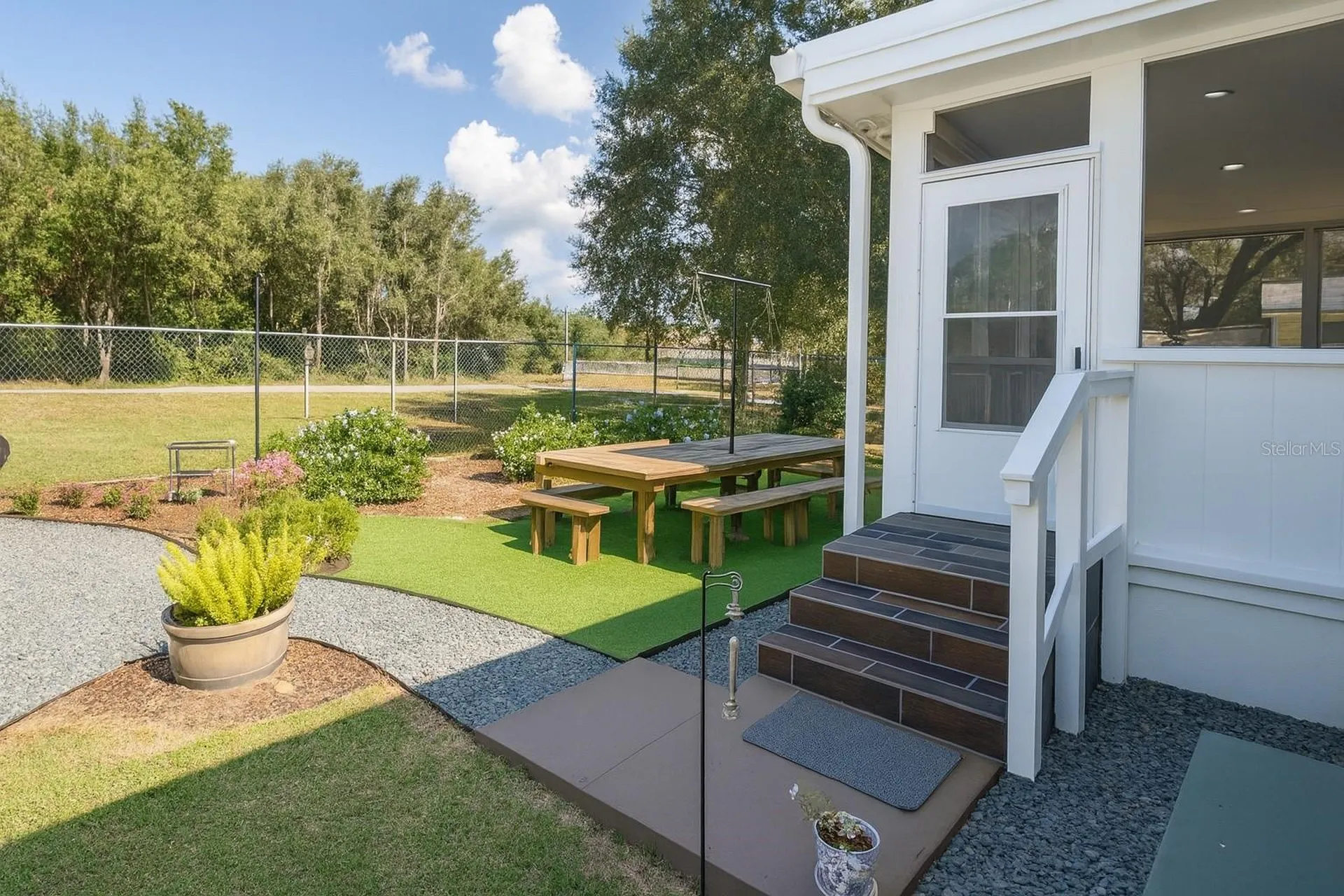 21135 Peckham Avenue Mount Dora FL 32757