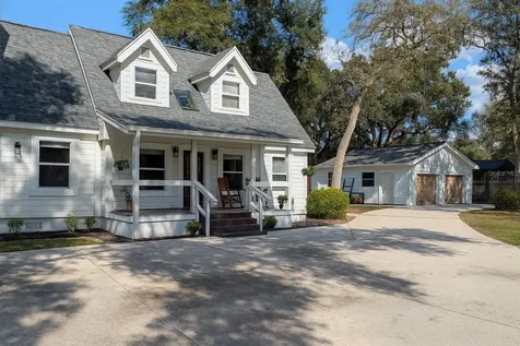 21135 Peckham Avenue Mount Dora FL 32757