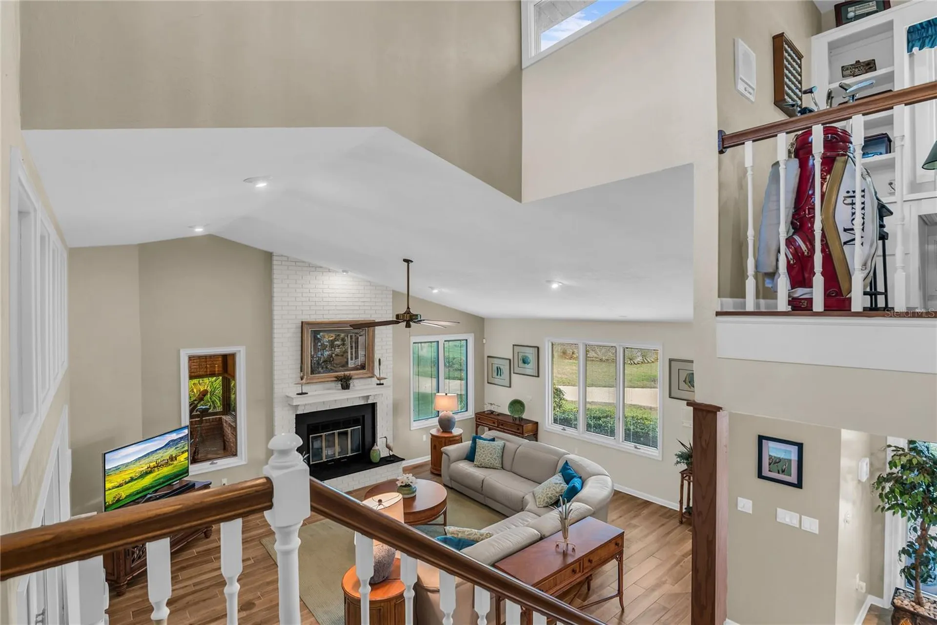 104 Acacia Point Yalaha FL 34797