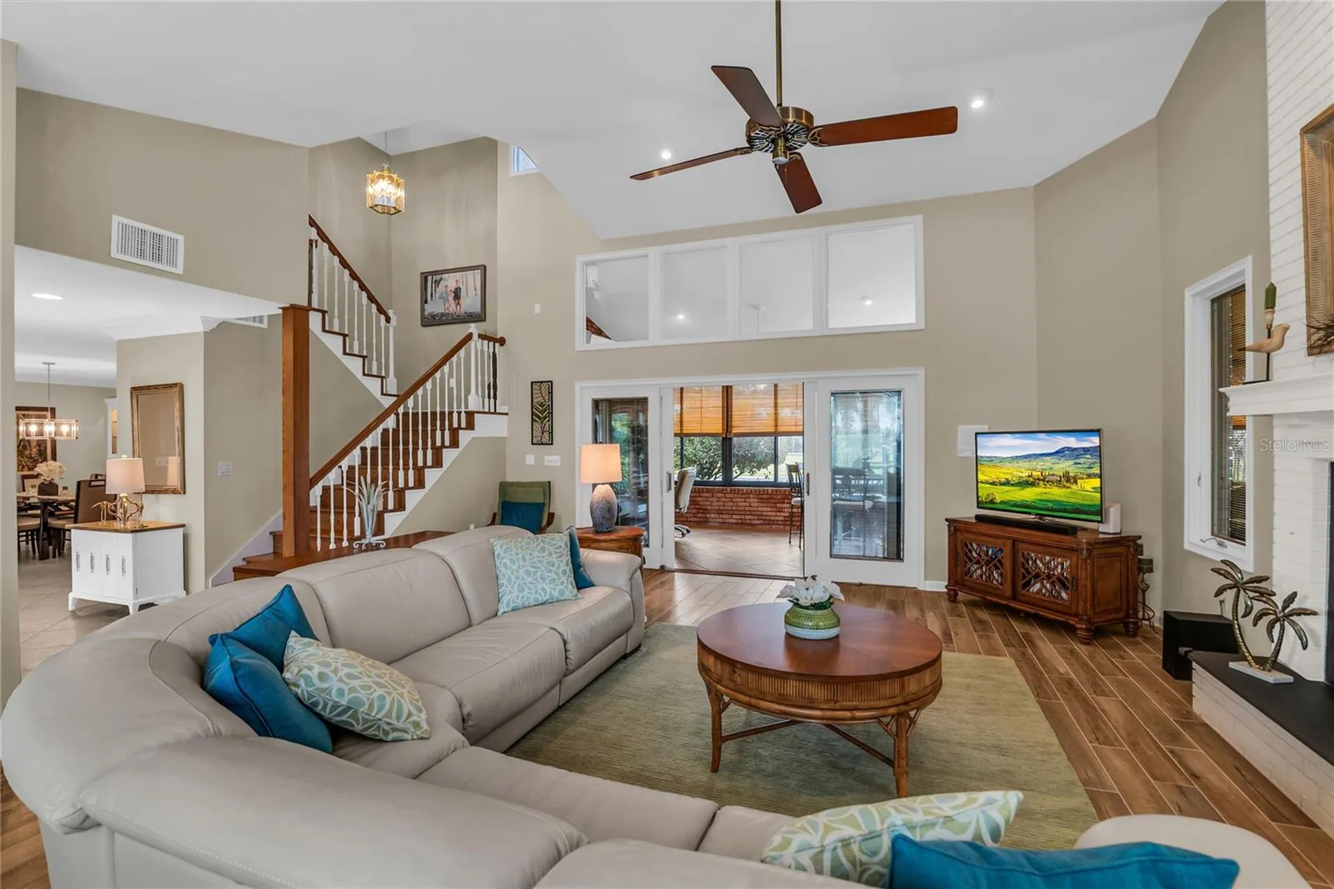 104 Acacia Point Yalaha FL 34797