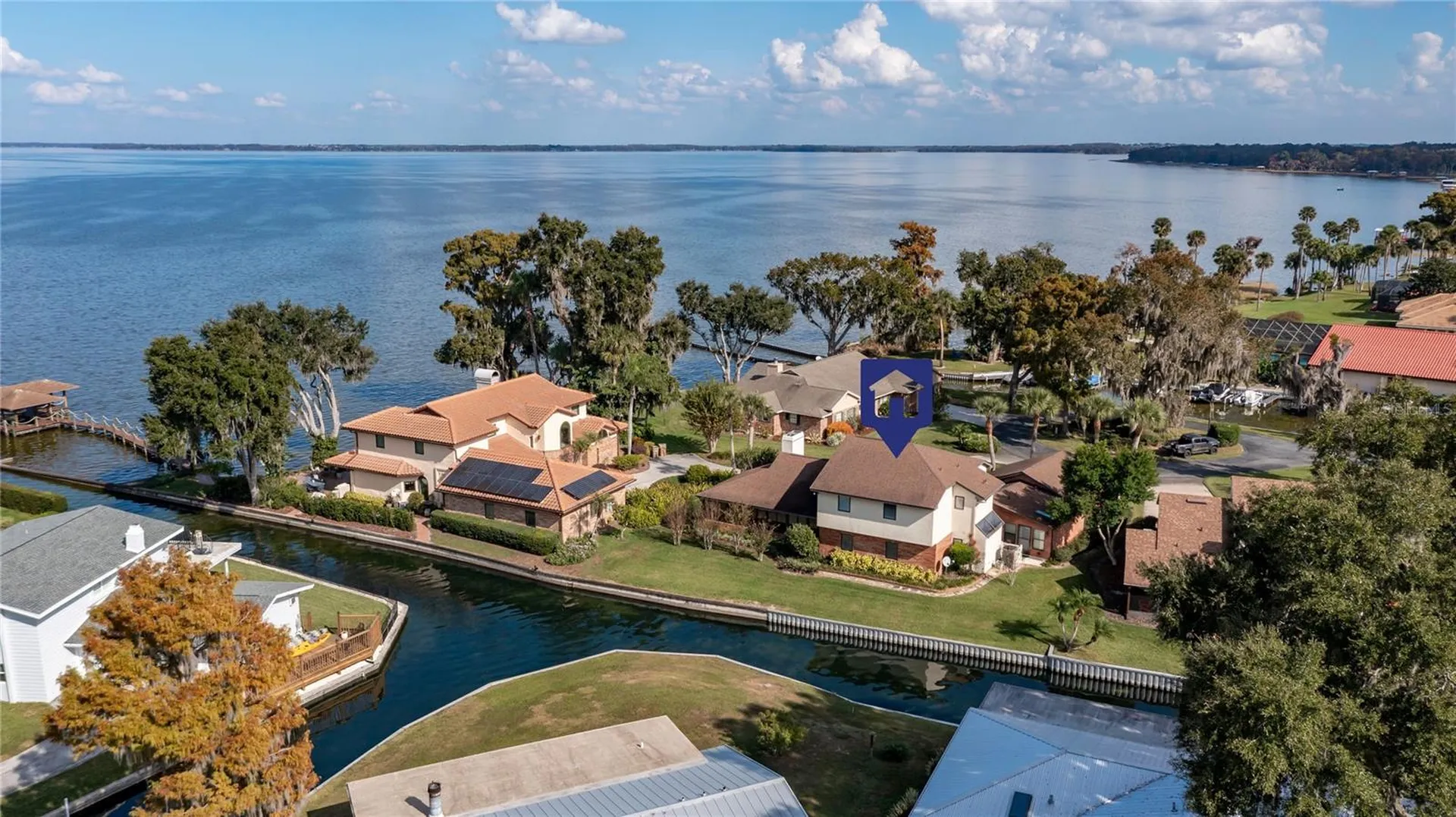 104 Acacia Point Yalaha FL 34797