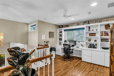 104 Acacia Point Yalaha FL 34797