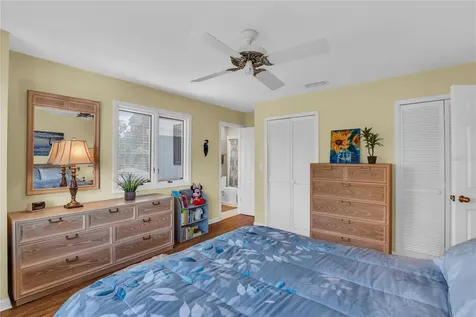 104 Acacia Point Yalaha FL 34797