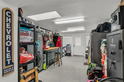 104 Acacia Point Yalaha FL 34797