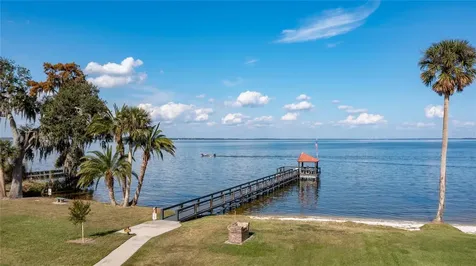104 Acacia Point Yalaha FL 34797