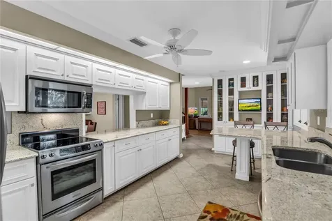 104 Acacia Point Yalaha FL 34797