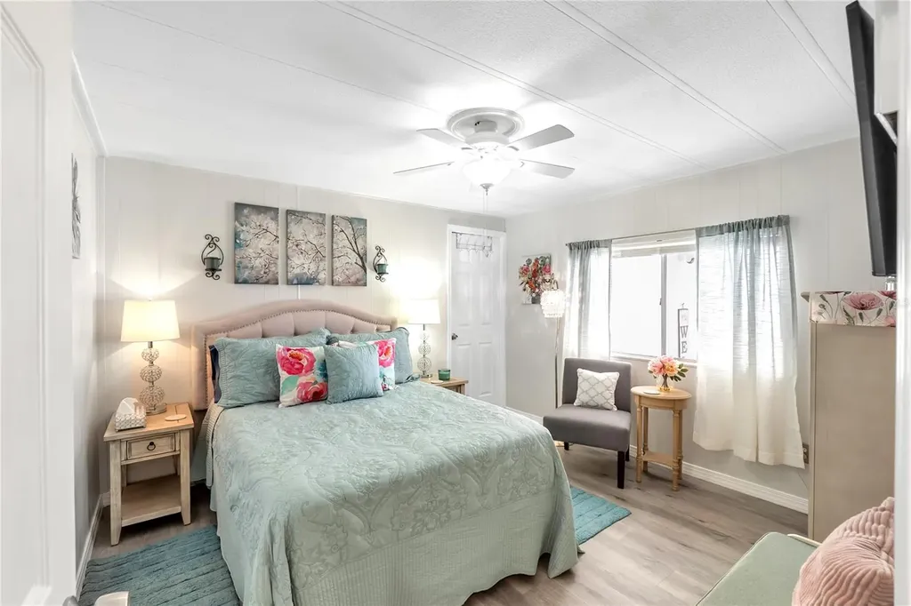 2107 Palma Sola Boulevard Bradenton FL 34209