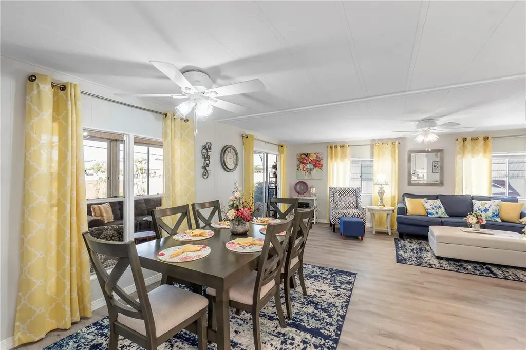 2107 Palma Sola Boulevard Bradenton FL 34209
