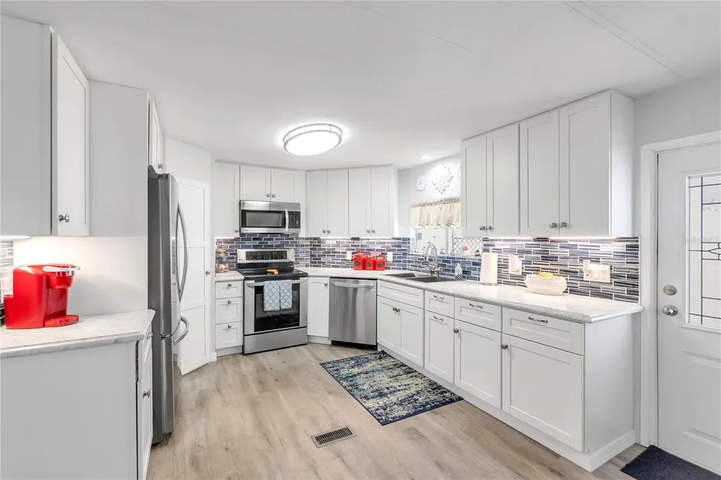2107 Palma Sola Boulevard Bradenton FL 34209