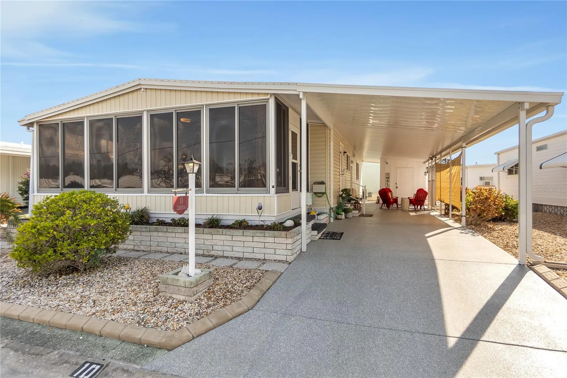 Bradenton FL, 2107 Palma Sola Boulevard, Unit 10