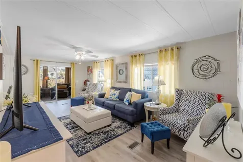 2107 Palma Sola Boulevard Bradenton FL 34209