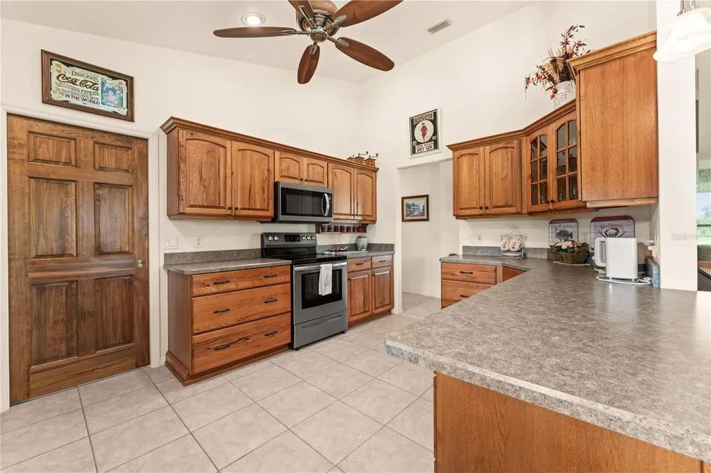 3650 SE 165th Avenue Morriston FL 32668