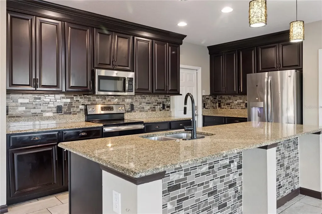 1234 Andalusia Loop Davenport FL 33837