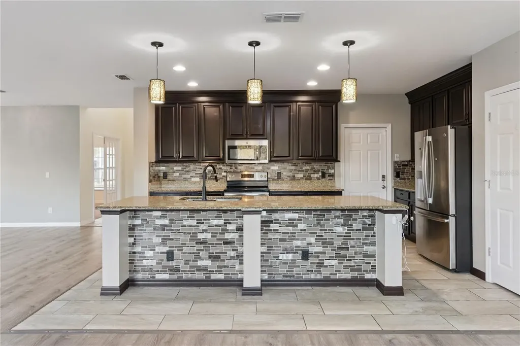1234 Andalusia Loop Davenport FL 33837