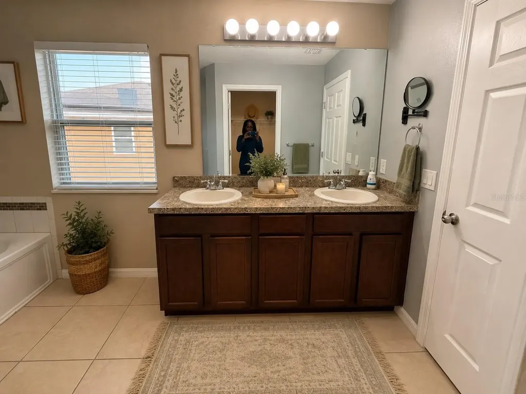1234 Andalusia Loop Davenport FL 33837